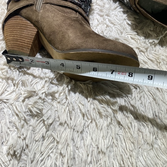 🤠-Not Rated Western Heeled Boots-🤠 - Picture 6 of 8